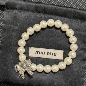 Miu Miu Pearl Beaded Bracelet Crystal Bow Charm Elegant Jewelry